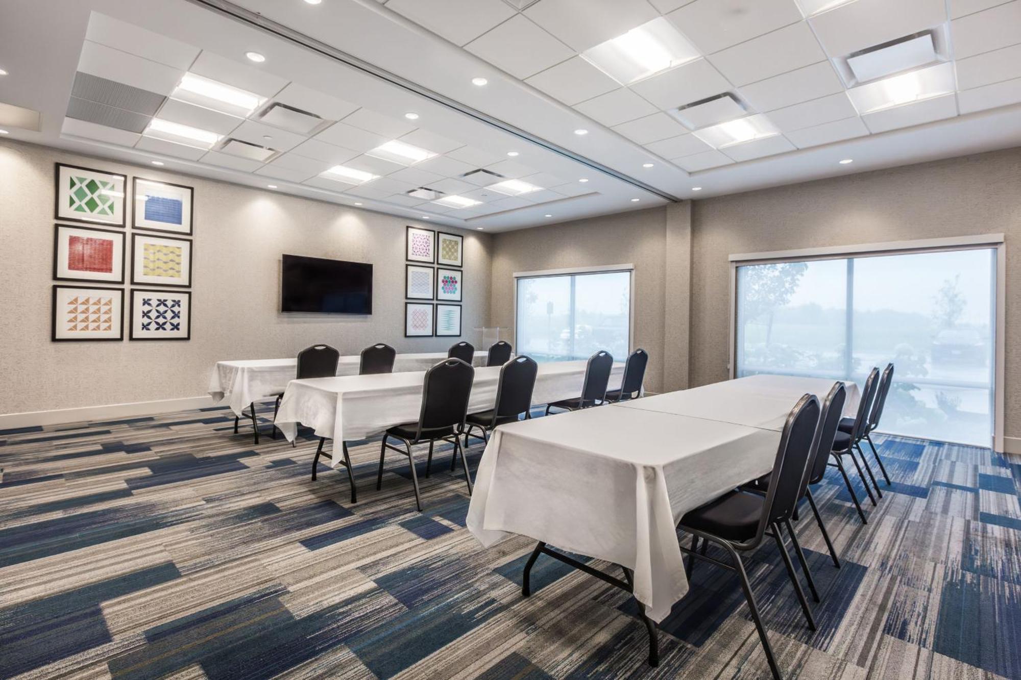 Holiday Inn Express & Suites - Welland Exterior foto
